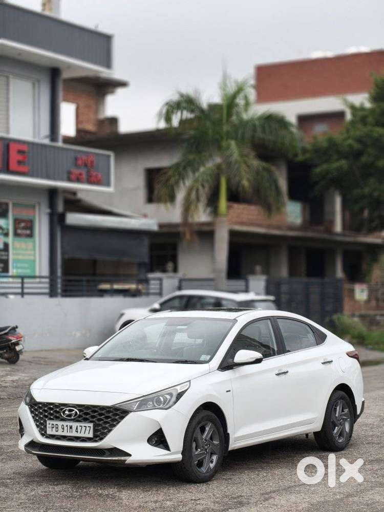 Hyundai Verna Sx 1.5 Petrol Ivt, 2021, Petrol
