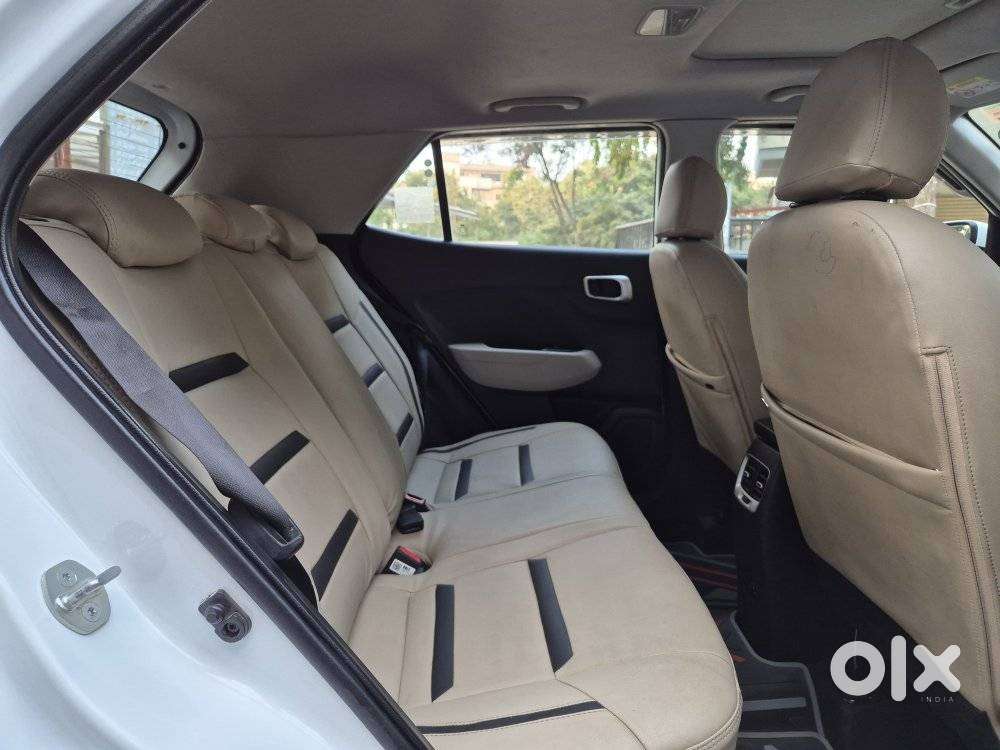 Hyundai Venue Sx Dual Tone Diesel, 2023, Diesel