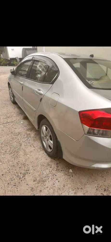 Less Driven & Well Maintained Honda City, Valid Up To October 2029