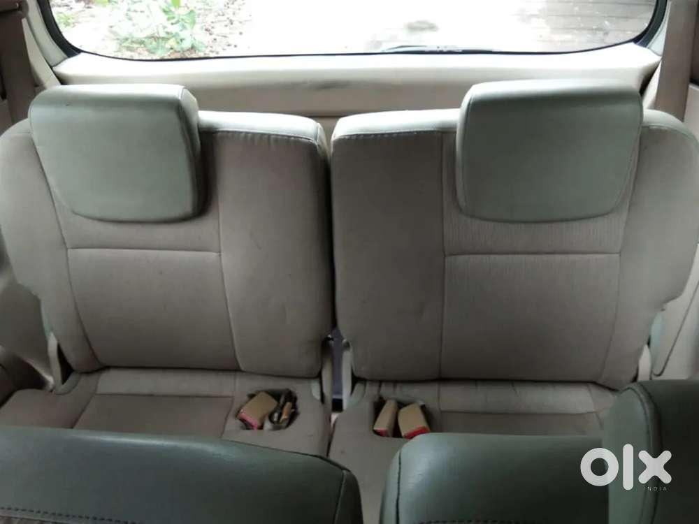 Toyota Innova G 8 Seater Model 12-2005 Diesel Good Condition For Sale