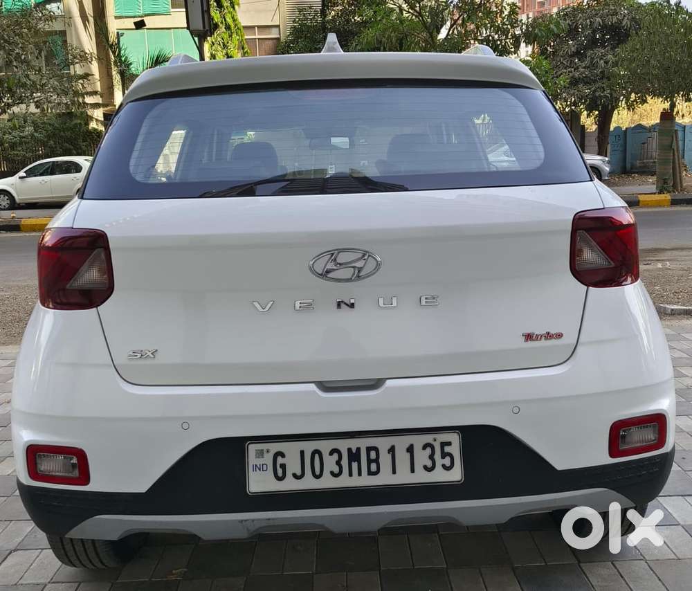 Hyundai Venue Sx Opt Turbo, 2021