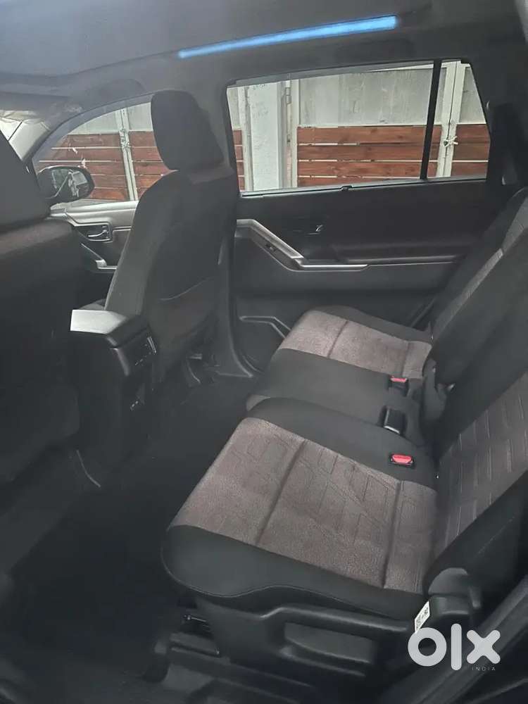 Toyota Innova Hycross 2025 Hybrid First Owner