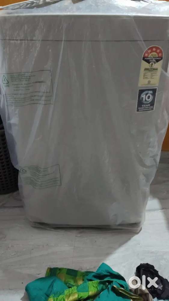 TOP LOAD WASHING MACHINE