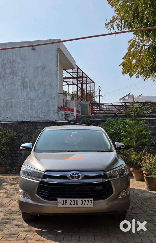 Toyota Innova Crysta 2016 Diesel 80000 Km Driven