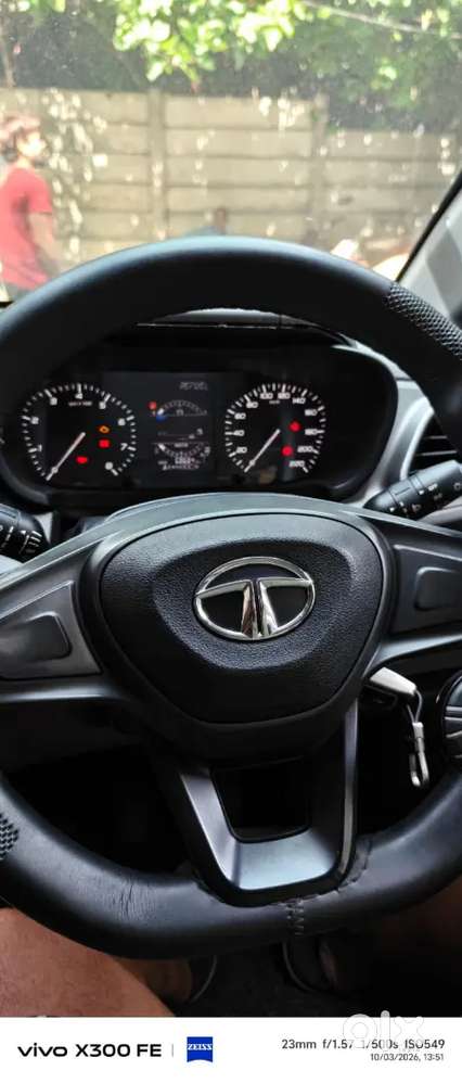 Tata Altroz 1.2 Xe 2020