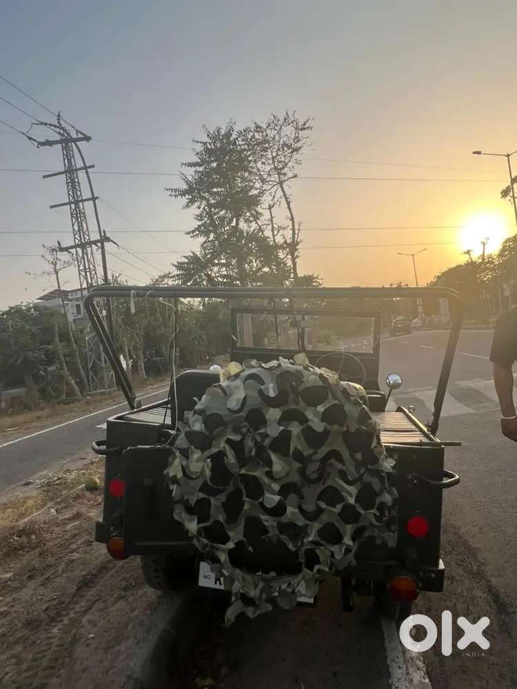 Willy Jeep With Passing