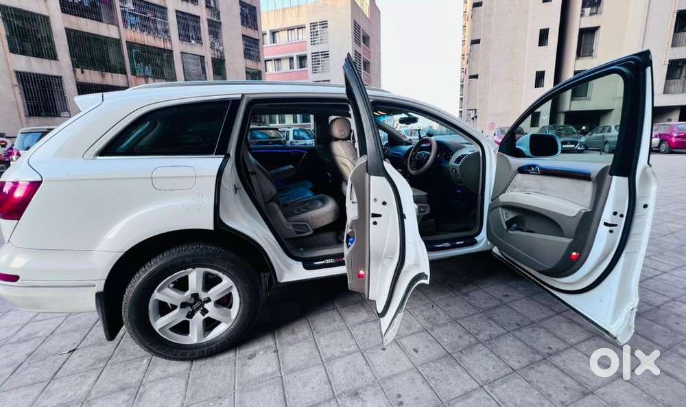 Urgent Sell Audi Q7 Quattro Premium Plus