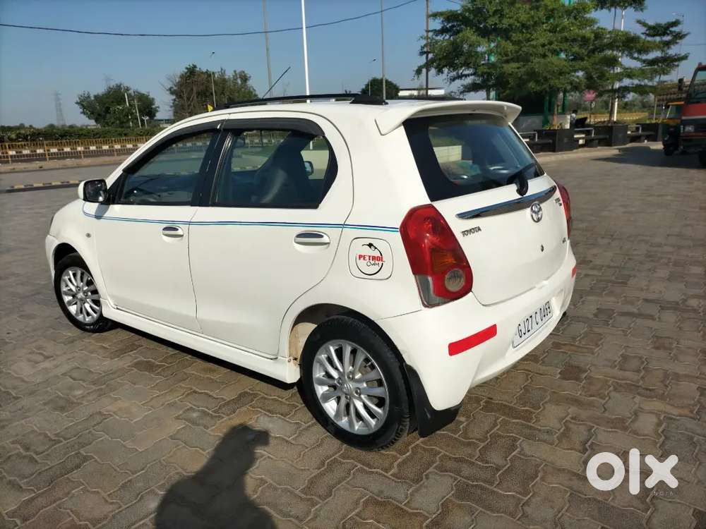 Toyota Etios Liva 2011