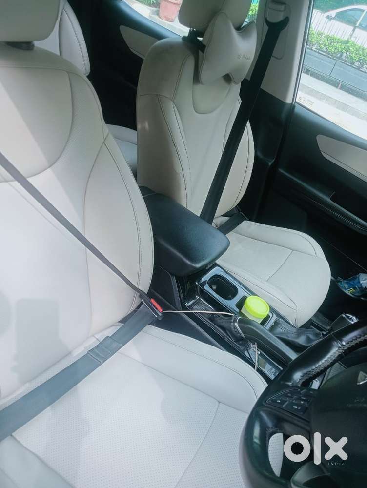 Mahindra Xuv700 2.2 Ax 5 Diesel Mt Str, 2023, Diesel