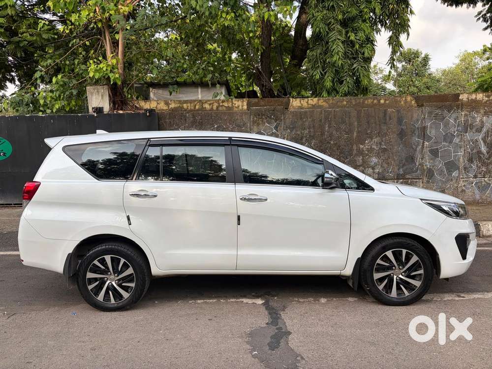 Toyota Innova Crysta [2020-ongoing] 2.7 Zx At 7 Str, 2022, Petrol