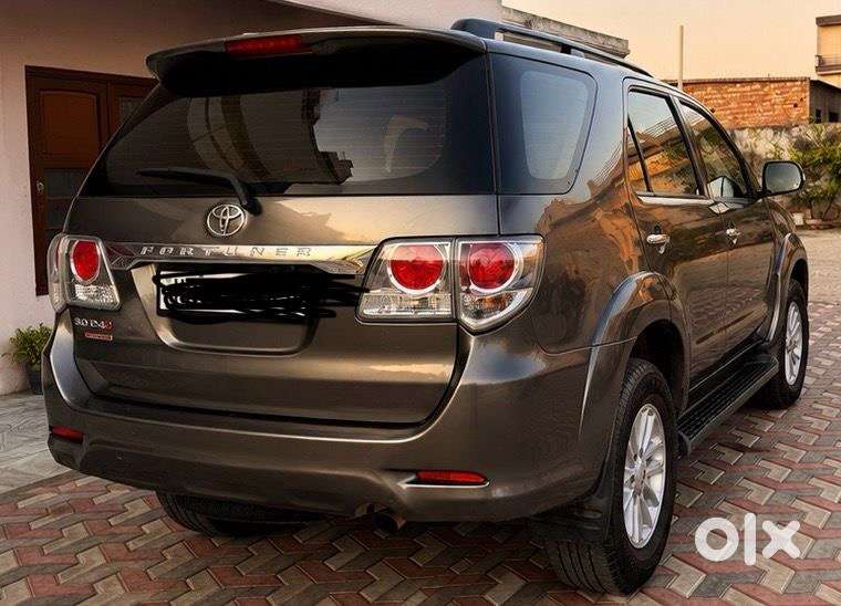 Toyota Fortuner Diesel 2013 Model