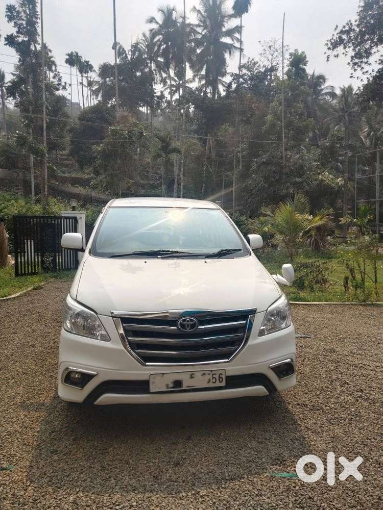 Toyota Innova 2.5 G (diesel) 7 Seater, 2015, Diesel