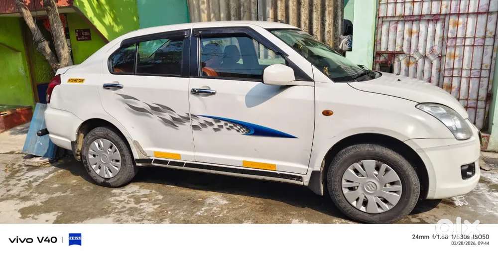 Maruti Suzuki Dzire 2016 Very Good Condistion New Tyre Full Condistion
