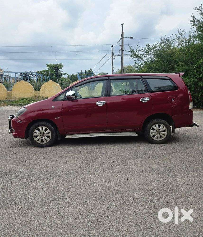 Toyota Innova 2.5 G (diesel) 8 Seater, 2009, Diesel