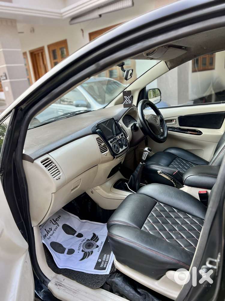 Toyota Innova 2004-2011 2.5 E, 2008, Diesel