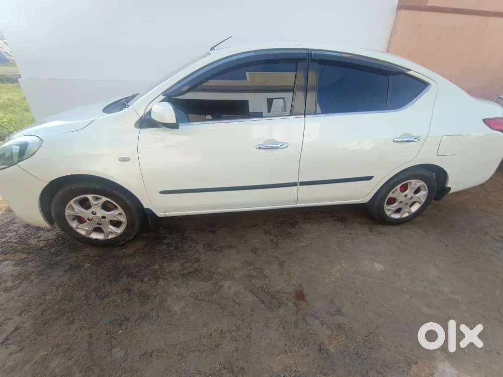 Renault Scala 2013 Diesel Well Maintained