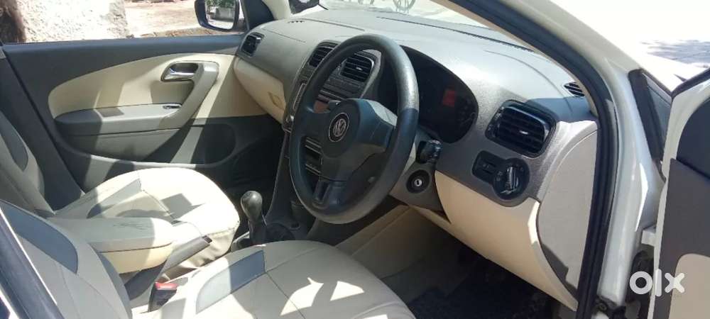 Volkswagen Vento 1.6 Highline, 2014, Petrol