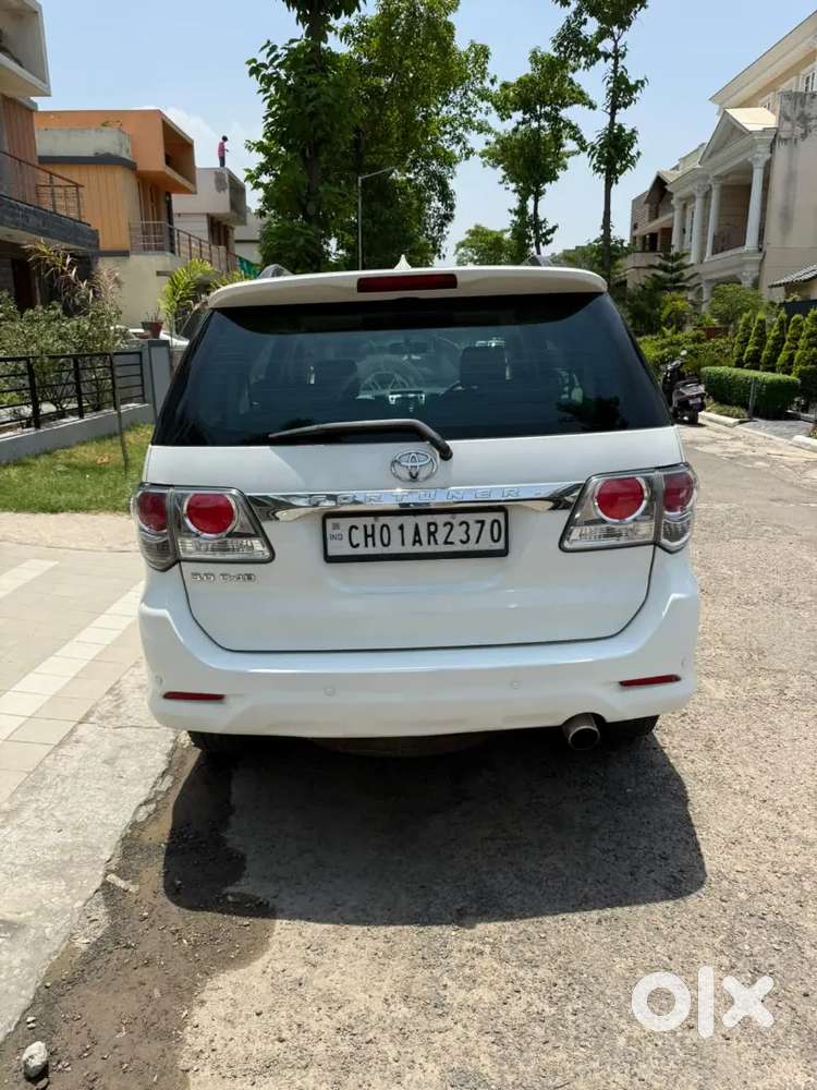 Toyota Fortuner 2012 Diesel Manual