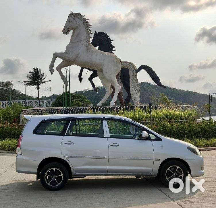 Toyota Innova 2004-2011 2.5 G (diesel) 8 Seater Bs Iv, 2011, Diesel