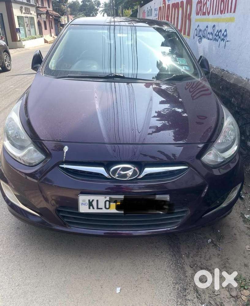 Hyundai Fluidic Verna 2011