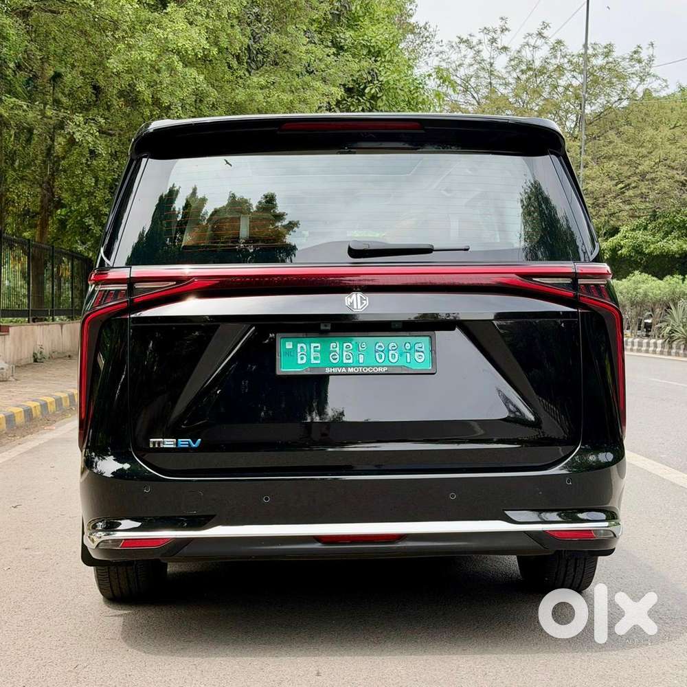Mg M9 Presidential Limo, 2025, Electric