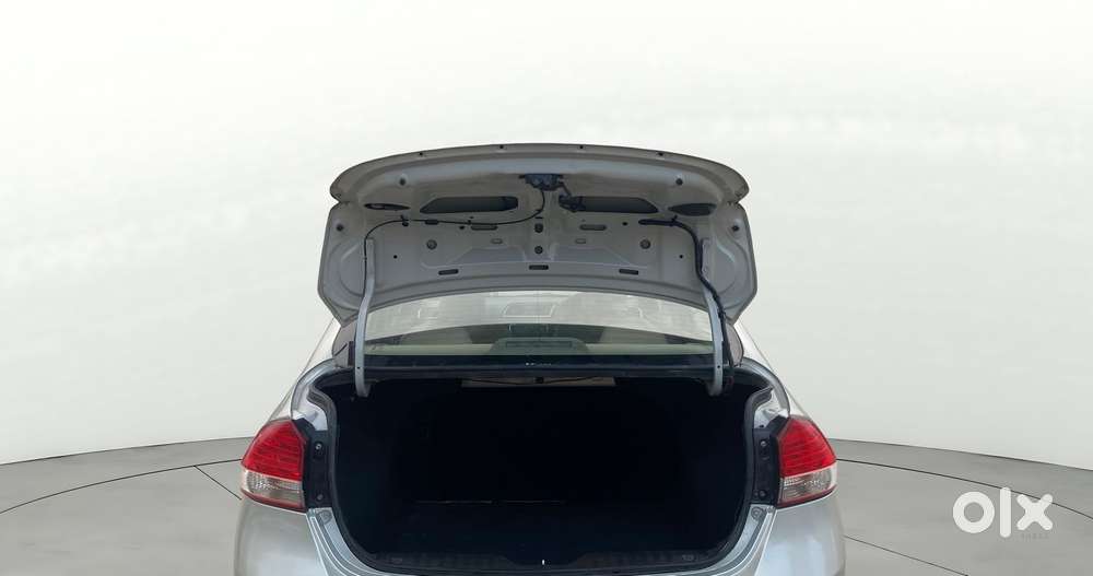 Maruti Suzuki Ciaz 2014-2017 Vxi Plus, 2016, Petrol