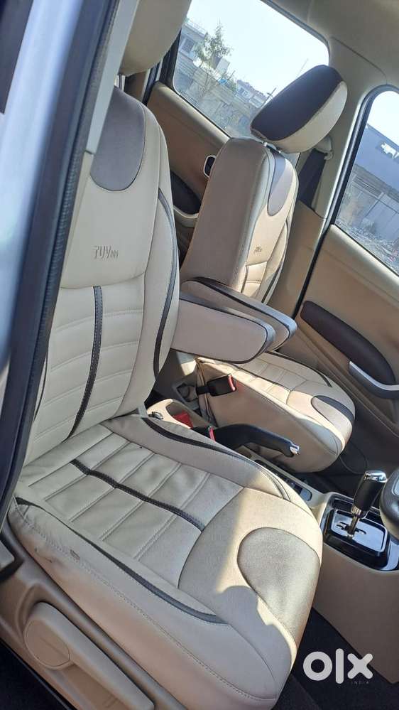 Mahindra Tuv 300 T8 Amt, 2015, Diesel