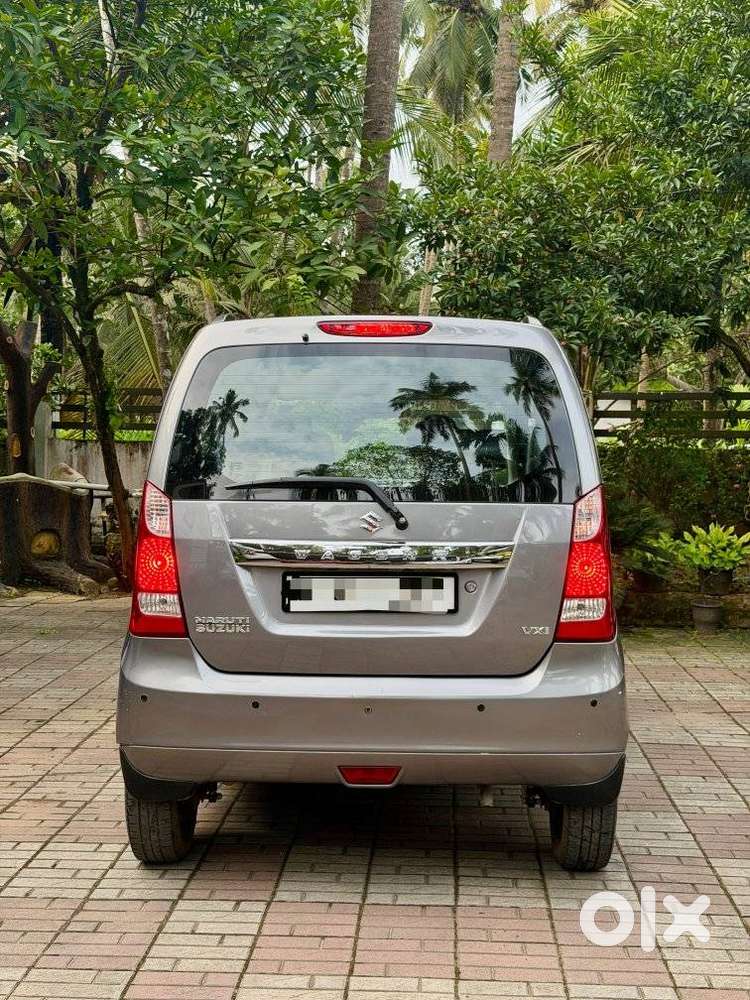 Maruti Suzuki Wagon R 1.0 Vxi Amt, 2017, Petrol