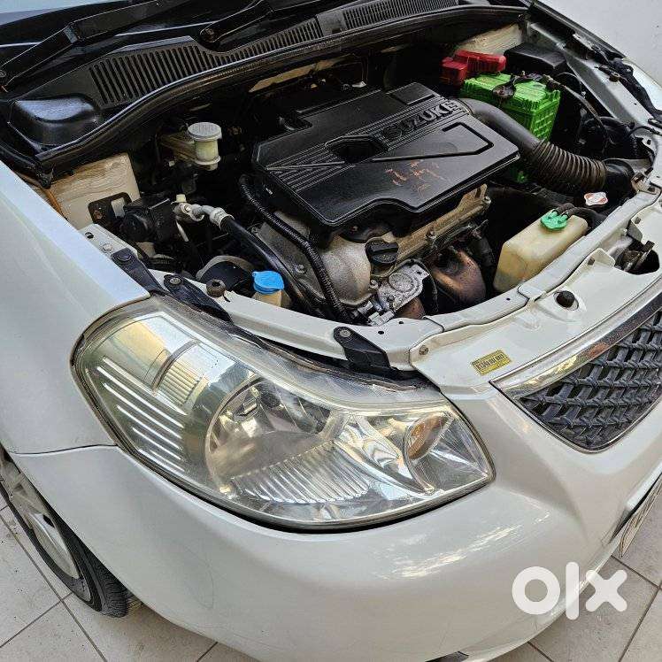 Maruti Suzuki Sx4 Vxi Bsiv, 2011, Petrol