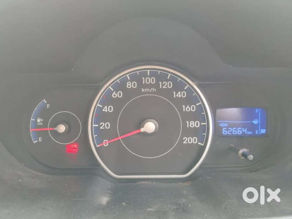 Hyundai I10 2013 Lpg + Petrol Manual Car