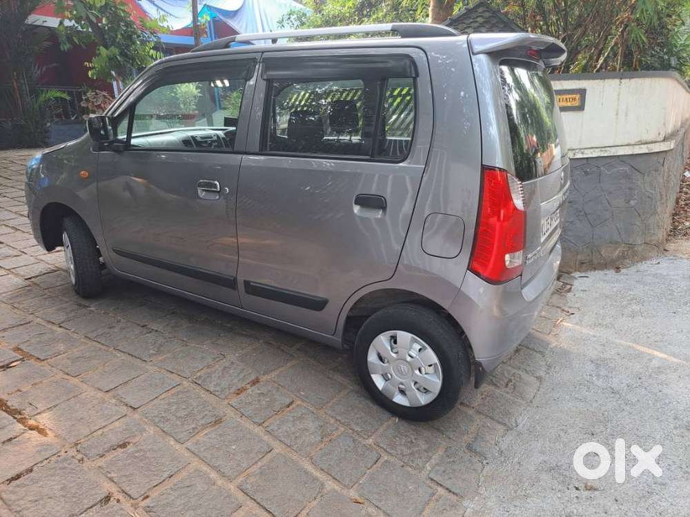 Maruti Suzuki Wagon R Lxi 1.0, 2016, Petrol