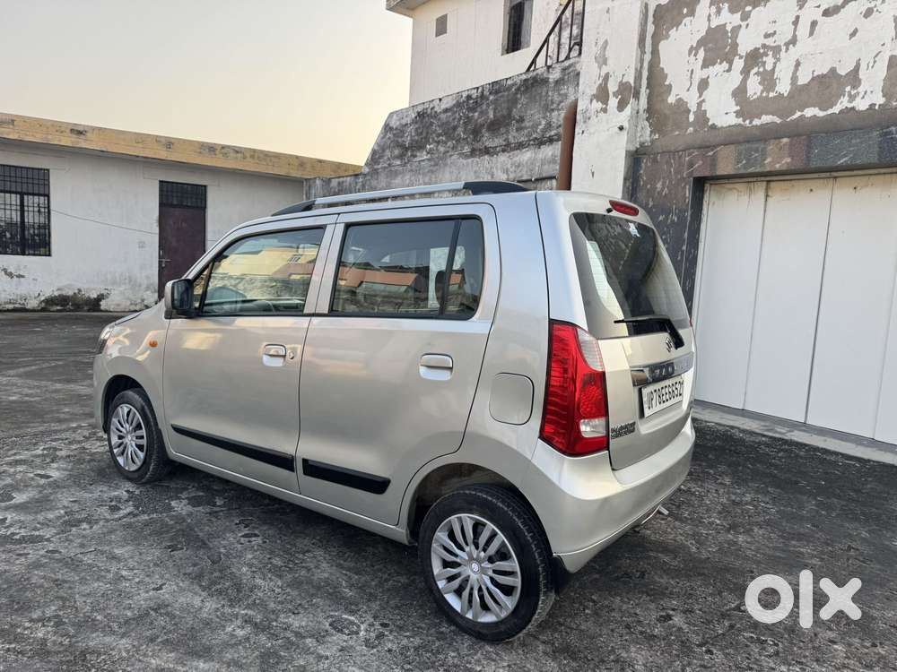 Maruti Suzuki Wagon R 1.0 Vxi Amt, 2016, Petrol