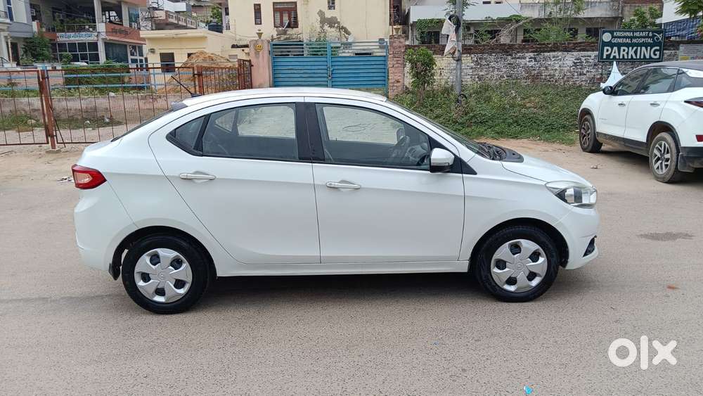 Tata Tigor 1.2 Revotron Xt, 2018, Petrol