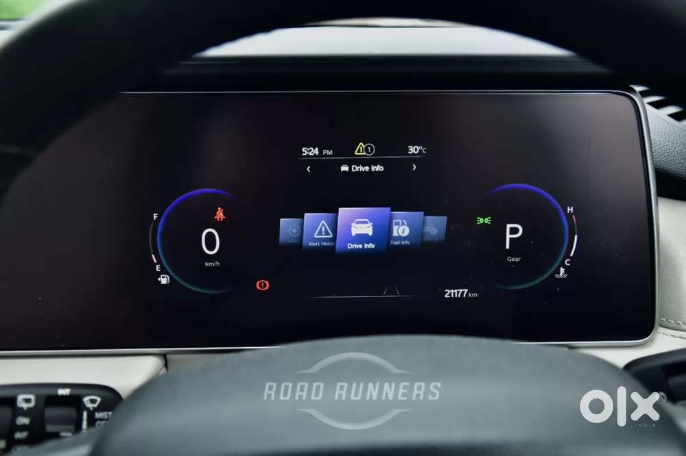 Mahindra Xuv700 2.2 Ax 7 Diesel At Luxury Pack Str Awd, 2024, Diesel