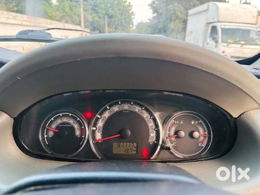 Mahindra Nuvosport N8, 2017, Diesel