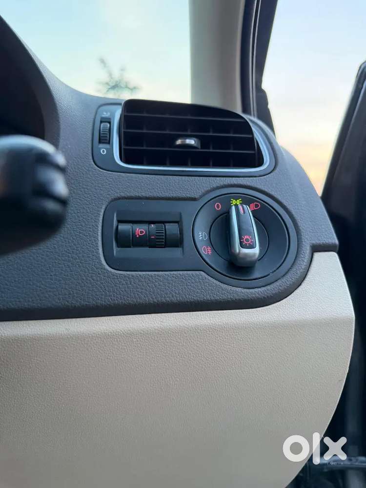 Volkswagen Vento 2013 Petrol 81000 Km Driven