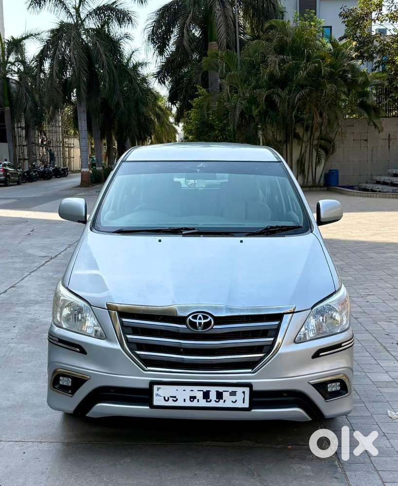 Toyota Innova 2.5 Gx 7 Str Bs-iii, 2014, Diesel
