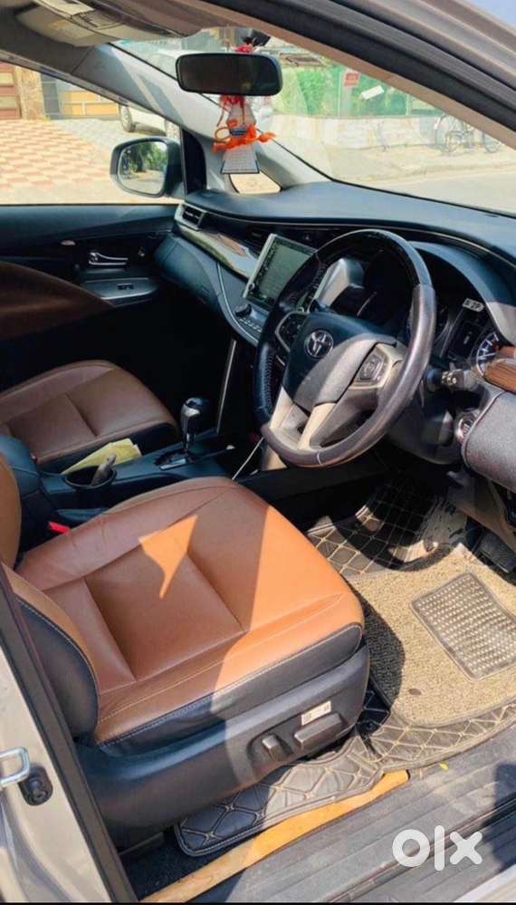 Toyota Innova Crysta 2020