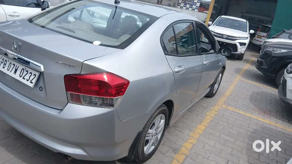 Honda City Zx 2009 Petrol Well Maintained