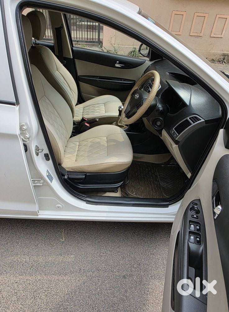 Hyundai I20 Sportz 1.2 Vtvt, 2012, Petrol