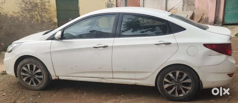 Hyundai Verna Fluidic 1.6 Crdi 2014