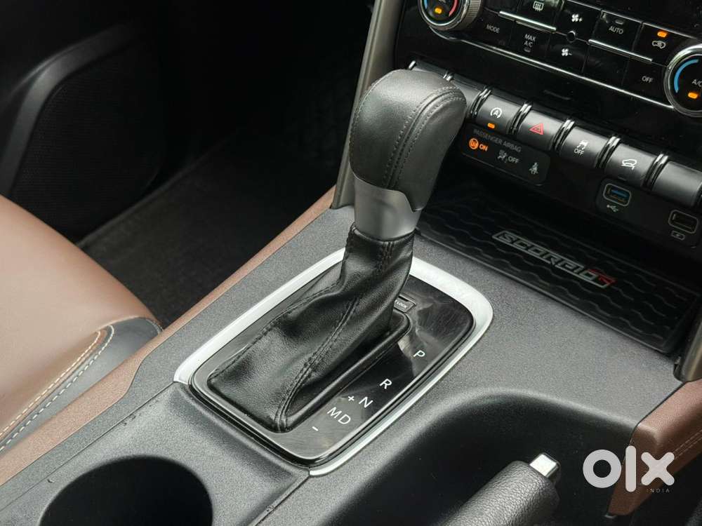 Mahindra Scorpio-n 2.0 Z8 Petrol At 7 Str, 2024, Lpg