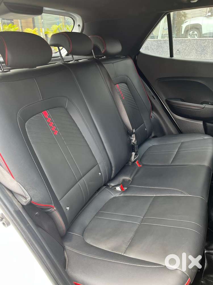 Hyundai Venue N Line N8 Mt Dual Tone, 2024, Petrol