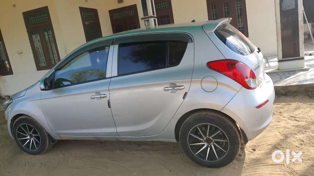 Hyundai I20 2012 Diesel 140000 Km Driven