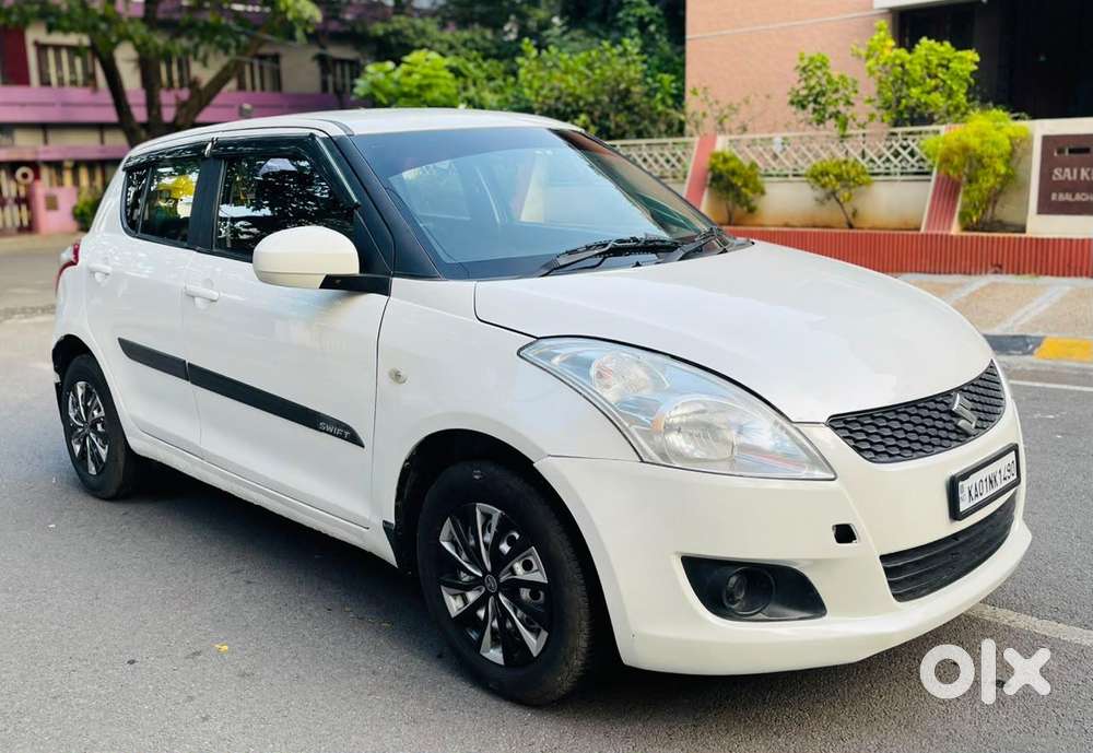 Maruti Suzuki Swift 1.2 Vxi (o), 2012, Petrol