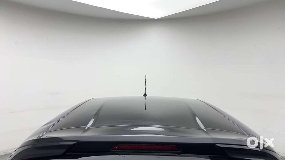 Tata Altroz 1.2 Xza Plus, 2022, Petrol