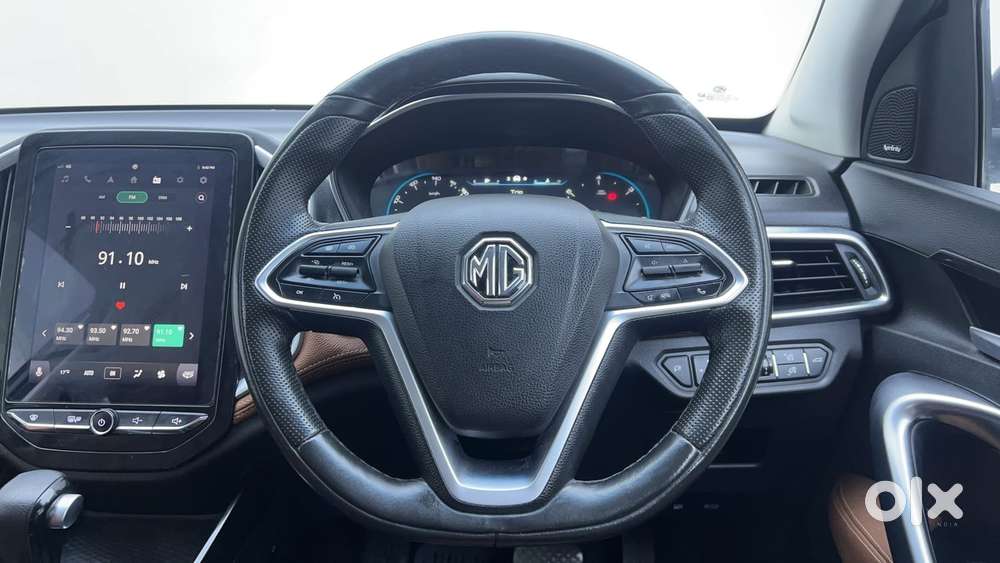 Mg Hector Plus 1.5 Sharp Turbo Cvt 6 Str, 2022, Petrol