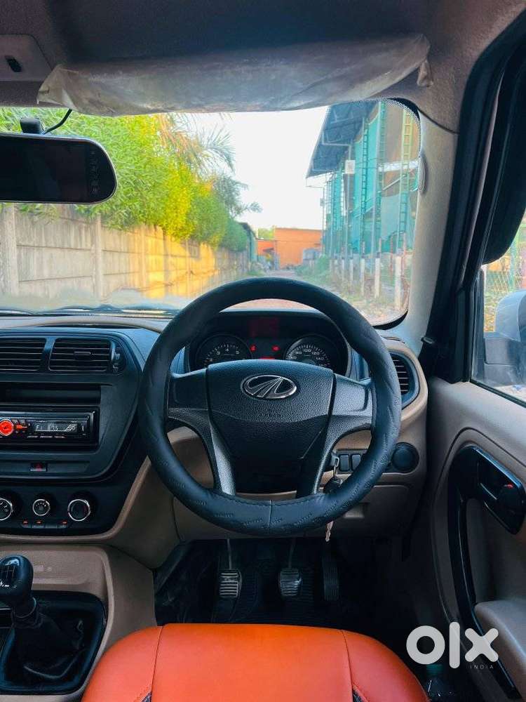 Mahindra Tuv 300 T4 Plus, 2018, Diesel