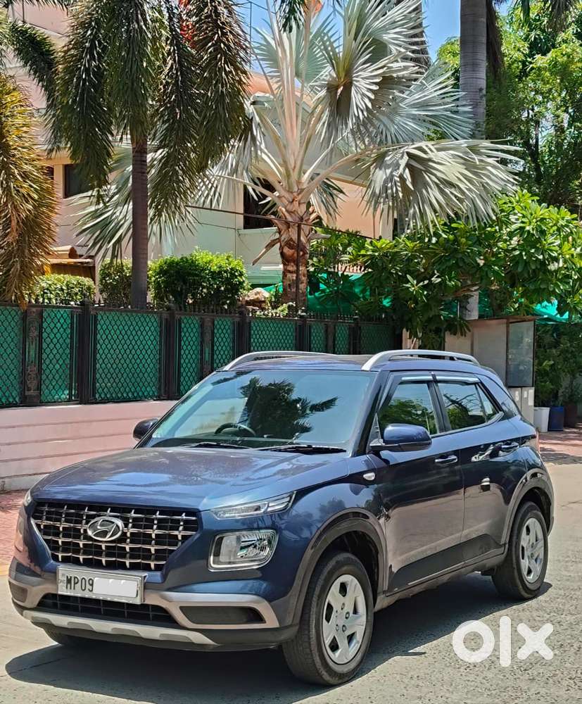 Hyundai Venue S 1.2 Petrol, 2021, Petrol