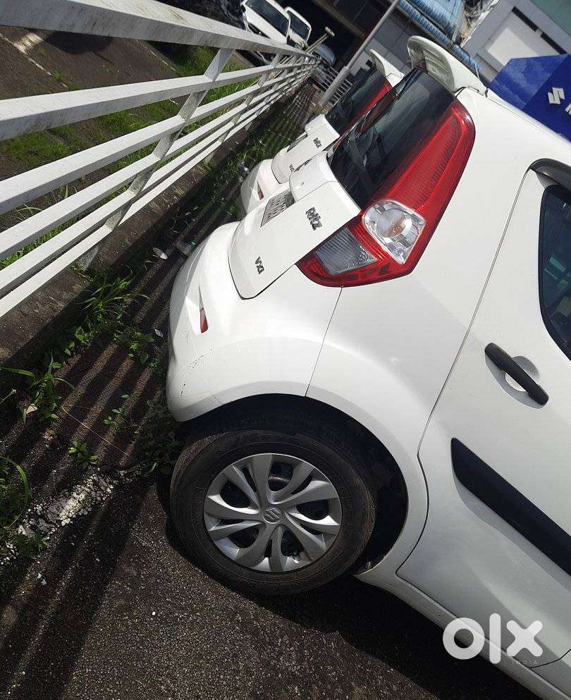 Maruti Suzuki Ritz, 2012, Petrol